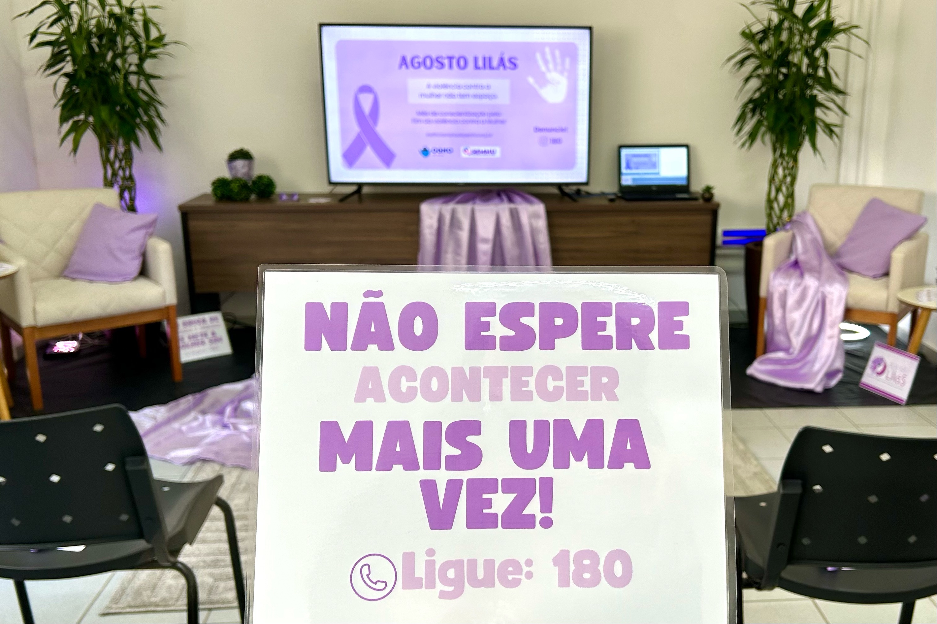 Palestra Agosto Lilás